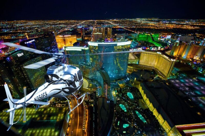 Las Vegas: Nighttime Helicopter Flight over the Strip - The Pickup & Arrival Process