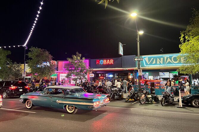Las Vegas: Off The Beaten Path Bar Crawl - A Closer Look at the Las Vegas Off The Beaten Path Bar Crawl