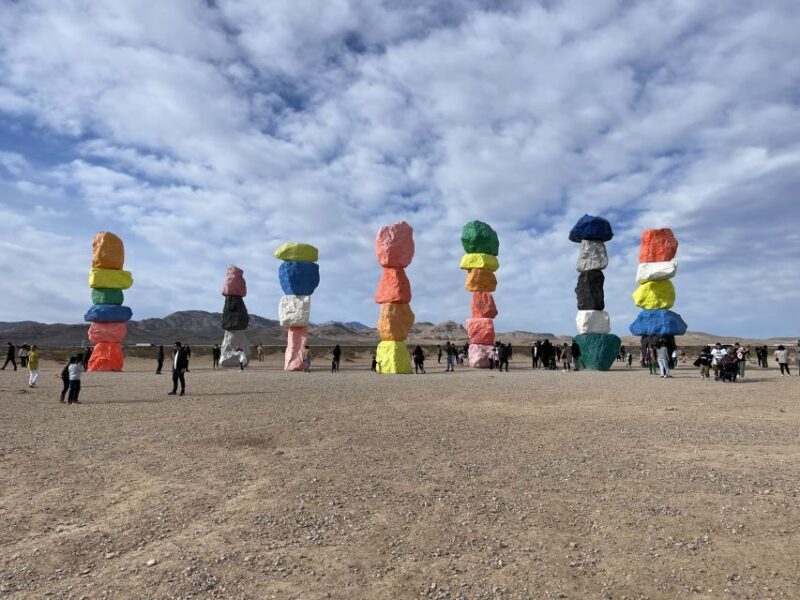 Las Vegas: Private 7 Magic Mountains and Vegas Sign Car Trip - Authentic Insights from Reviews