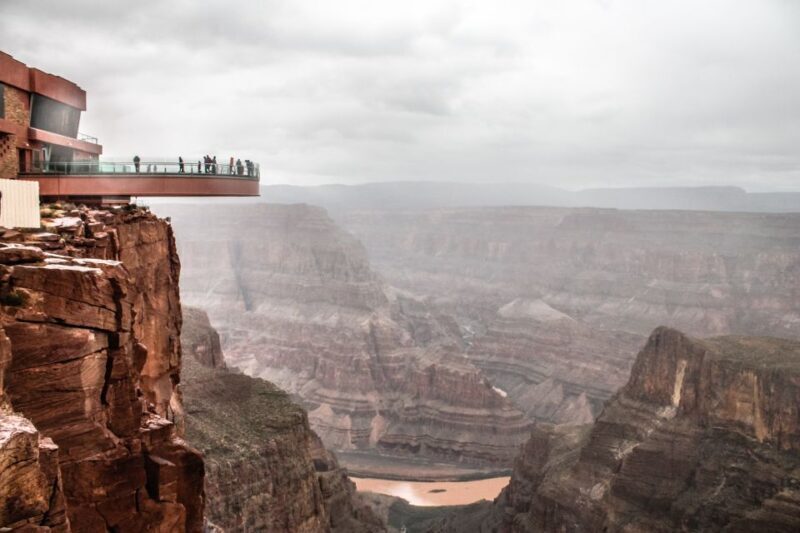 Las Vegas: Small-Group Grand Canyon Skywalk, Hoover Dam Tour - Pickup and Early Breakfast