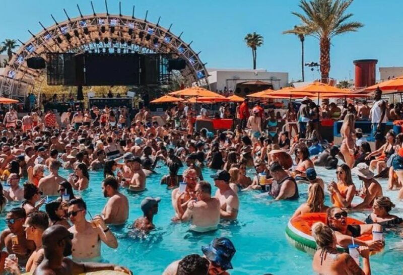 Las Vegas Strip: 3-Stop Pool Party Crawl with Party Bus - Key Points