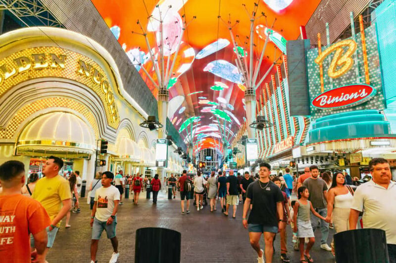 Las Vegas: Vegas After Dark Night Tour with Free Drink (21+) - The Itinerary in Detail