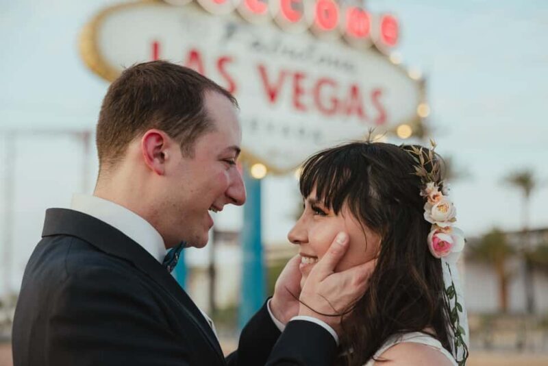 Las Vegas: Wedding Chapel Photography Session - FAQs