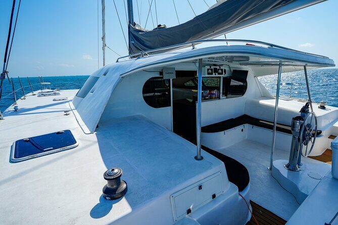 Laura Catamaran Private Tour to Isla Mujeres - An In-Depth Look at the Laura Catamaran Private Tour to Isla Mujeres