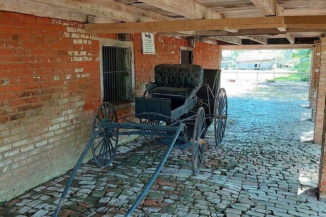 Laura Plantation Half-Day Tour from New Orleans - Authentic and Engaging Guides