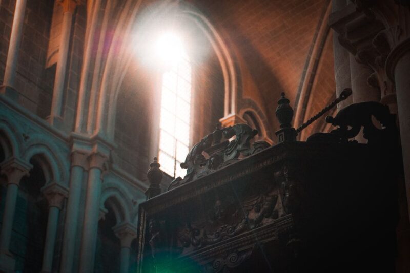 Lausannes Art and Culture revealed by a Local - Who Will Benefit Most?