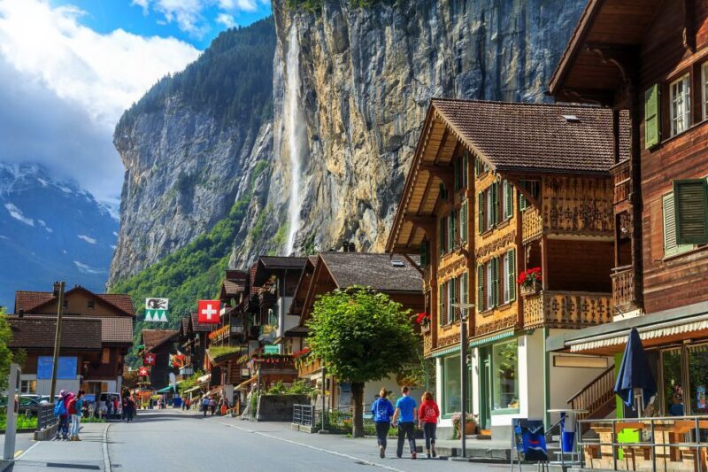 Lauterbrunnen and Mürren Small Group Day Trip - Scenic Value