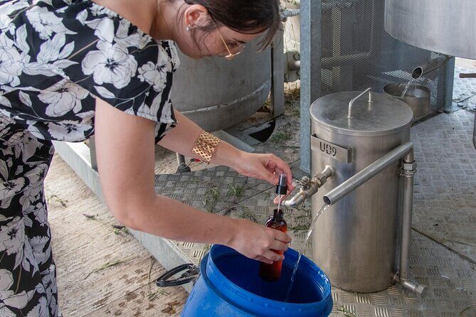 Lavender Harvesting and Distillation Workshop in Bellegarde - Your Personal Creation: Filling Your Bottle