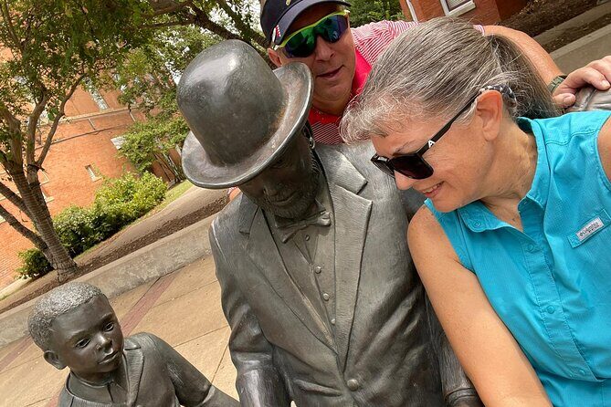 Lawrence Locomotion Scavenger Hunt - The Sum Up