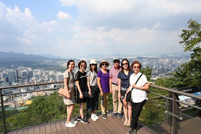 Layover Tour from Incheon Airport to Seoul with a Tour Specialist - Who Will Love This Tour