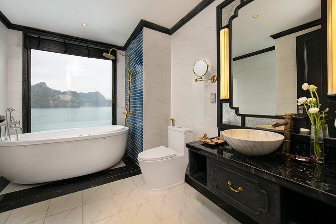 Le Journey Luxury Cruise 5 Star Lan Ha Bay - All Inclusive 2D1N - Introduction: What this cruise offers