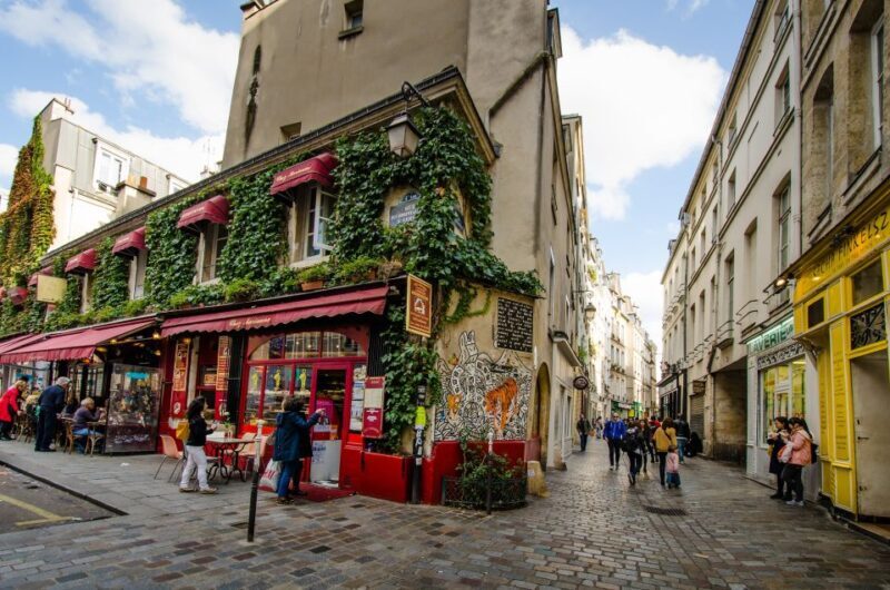 Le Marais: Explore Old Paris with a Local Host - Who Would Love This Tour?