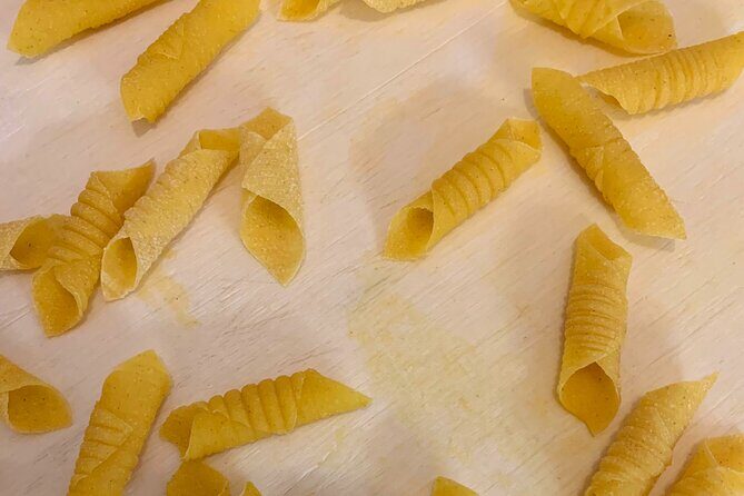 Learn & Eat: fresh pasta masterclass and meal in a local's home - What to Expect on the Day