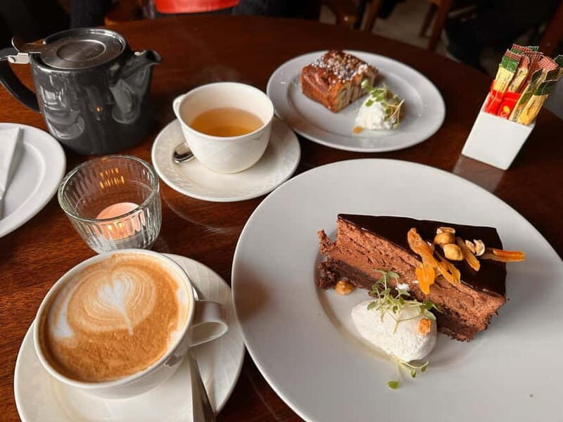 Learn French over a Parisian snack a few steps from the Louvre - A Closer Look at the Experience