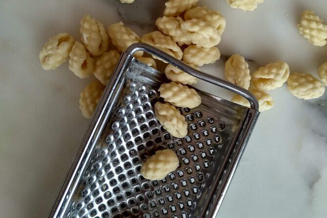 Learn how to make fresh pasta or Sardinian desserts from Vero Local - FAQ