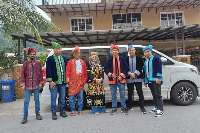 Learn Malaysian Traditional Dance and Costume Tour with Lunch - Thorough Breakdown of the Itinerary
