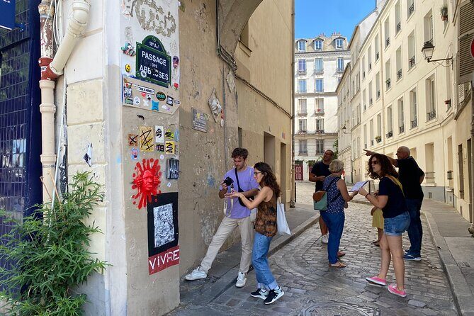 Learn the art of street photography in the heart of Montmartre! - Practical Tips for Your Montmartre Photography Tour