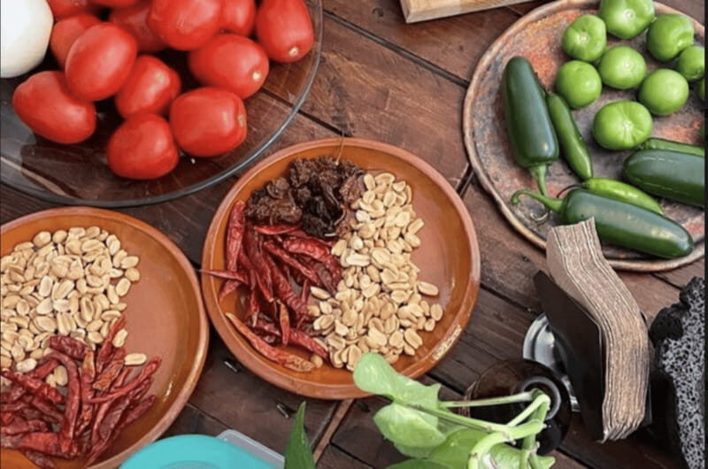 Learn to Cook Mexican Salsas - The Experience: Pros and Cons
