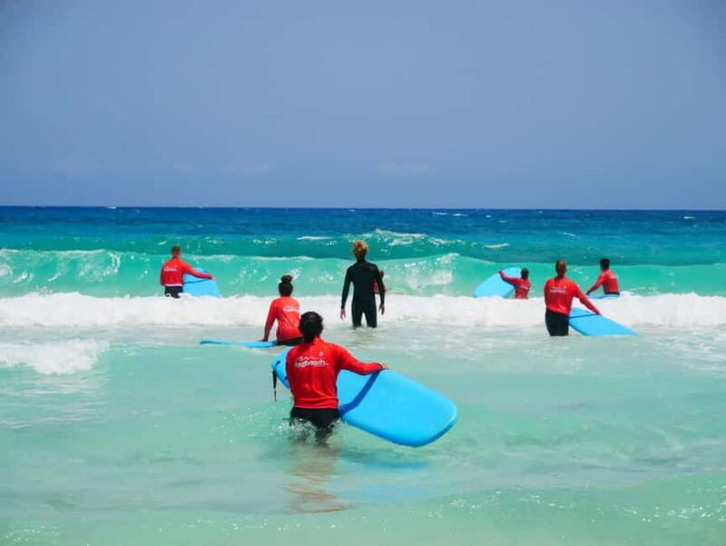 Learn to Surf in the north of Fuerteventura! - An In-Depth Look at the Surf Course in Fuerteventura