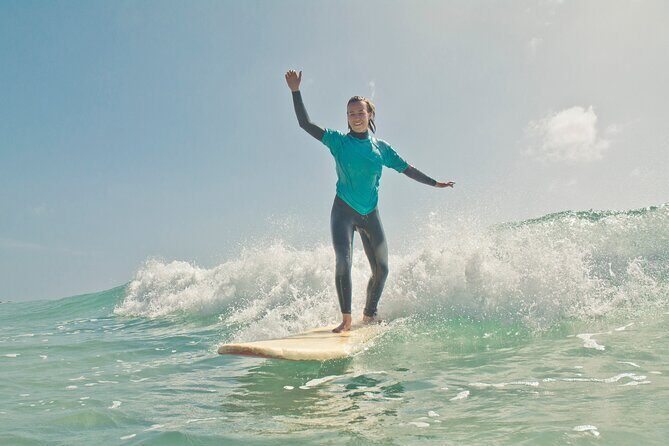 Learn to surf on the endless beaches in southern Fuerteventura - FAQ