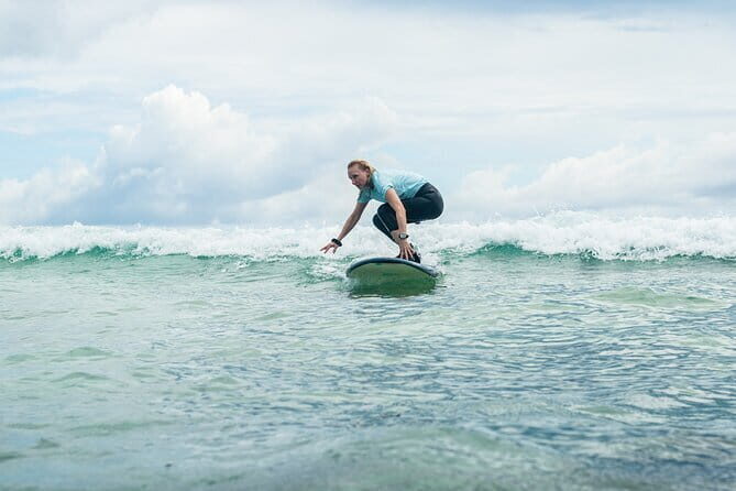 Learn to surf with Fuvahmulah Surf School - Key Points