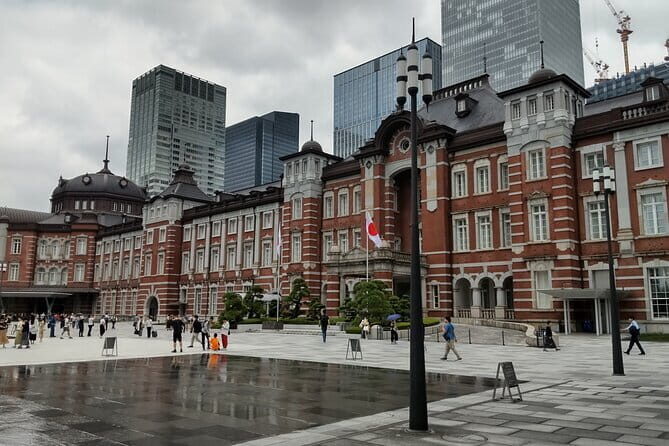 Learnig History of Tokyo in Depth with a Certified tour guide - Why This Tour Is a Great Option