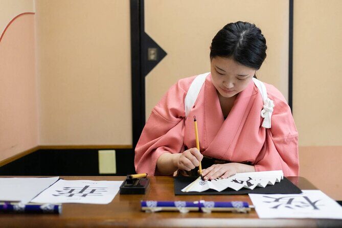 Learning Zen of Japanese Calligraphy in kimono near Osaka Castle - The Sum Up