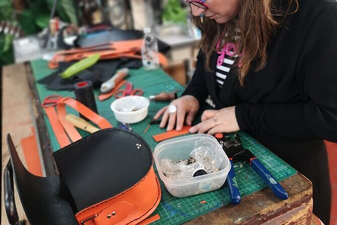 Leather workshops, Private classes - An In-Depth Look at the Leather Workshop Experience