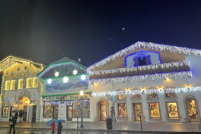 Leavenworth Christmas Lights Tour from Seattle - A Deep Dive into the Leavenworth Christmas Lights Tour
