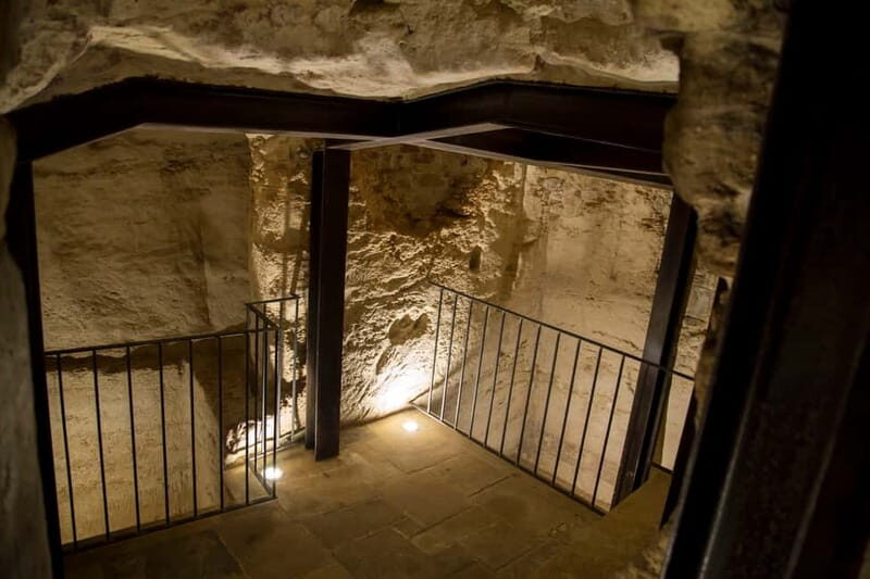 Lecce: Baroque Architecture and Underground Walking Tour - Tour Structure and Practical Aspects