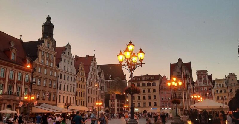Legends of Old Town 1 Hour Walking Tour in Wroclaw (English) - A Closer Look at the Tour Itinerary