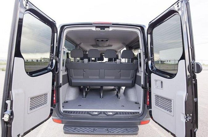 Lei Greeting Private Transfer Arrival HNL Airport to Waikiki - Authentic Hawaiian Touches and Overall Experience