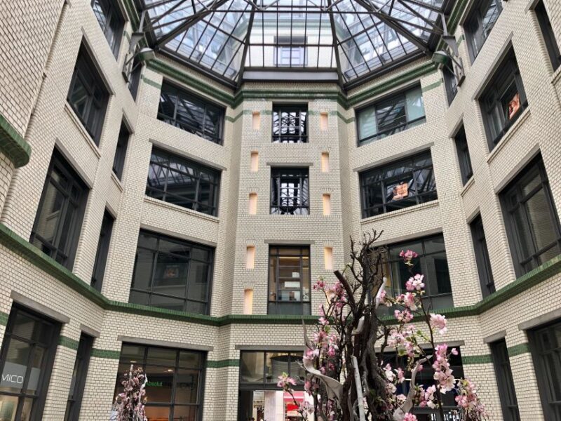 Leipzig: City Tour 2.0  Spot Past with Mobile Projections - FAQs