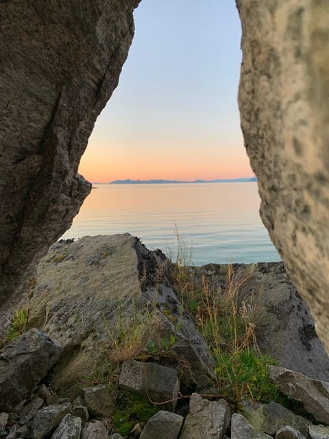 Leknes: 4 Hours Private Exclusive Car Sightseeing in Lofoten - Additional Tips