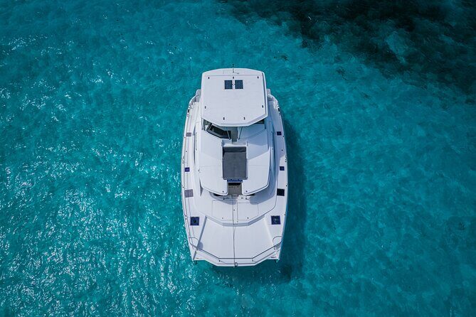 Leopard 51 yacht in Tulum with gourmet dining and water toys - Practical Details: Making the Most of Your Booking