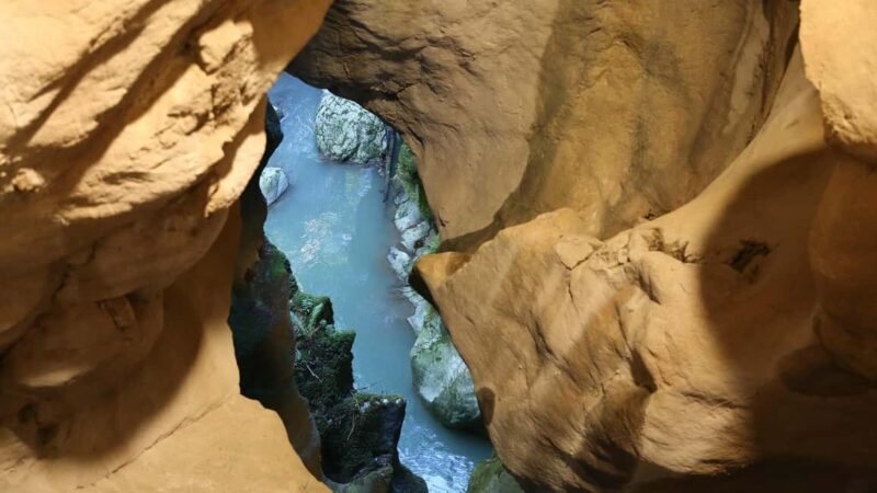 Les Gorges du Pont du Diable and Yvoire with transport - Key Points