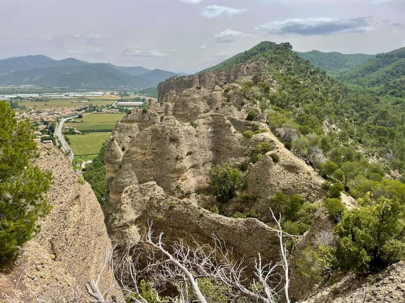 Les Pénitents des Mées: sunset/night hike - Exploring Les Pénitents des Mées: Sunset and Night Hike