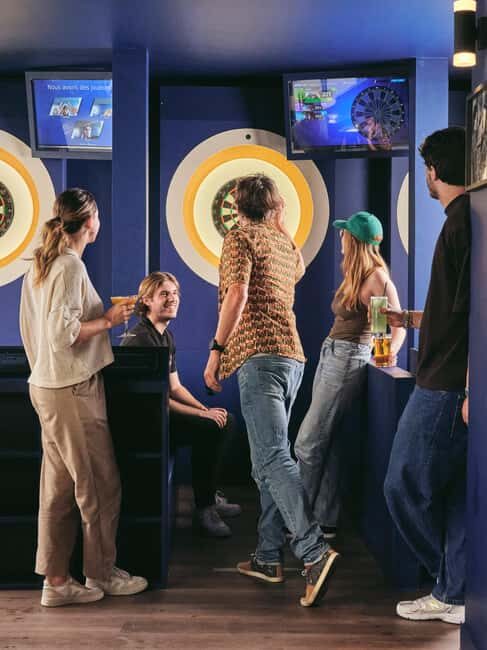 Les Petites Flèches: the only interactive Dart Bar in Paris! - The Value of This Experience