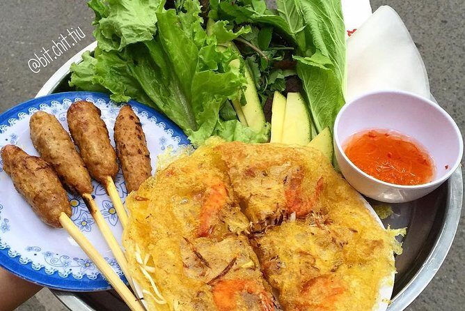 Let's eat LIKE a Vietnamese - Explore Foods Tour - Authenticity and Value