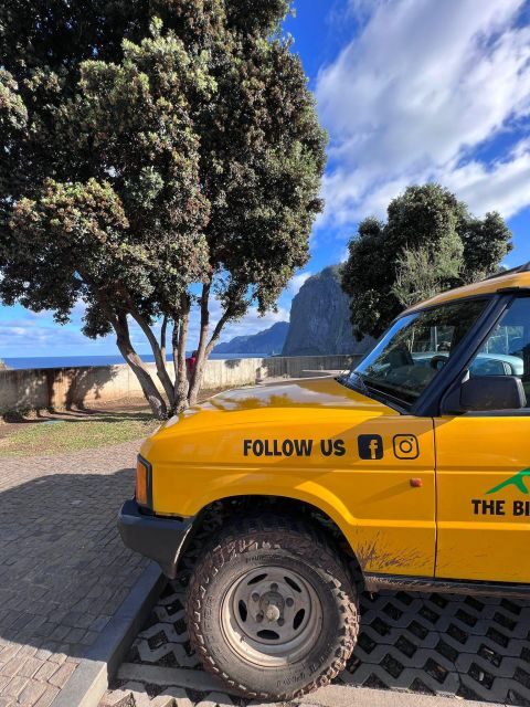 Levada Walk East Santana Full-Day Jeep Tour, Pico do Arieiro - Viewpoints and Unique Perspectives