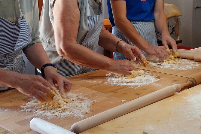 Lezione con Chef di Cucina Tradizionale Bolognese - The Family & Setting