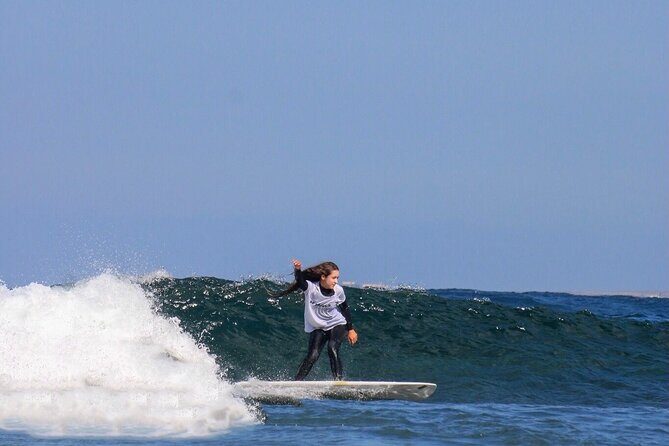 Lezioni di Surf per Beginner e Intermedi (6 persone a istruttore) - A Comprehensive Look at BeDreamer’s Surf Lessons in Fuerteventura