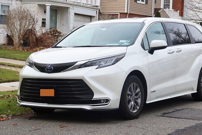 LGA: Private Transport from New York City to La Guardia Airport - Key Points