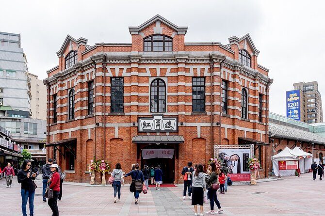 LGBTQ Must Visit Half Day Guided Tour in Taipei - A Detailed Look at the Tour