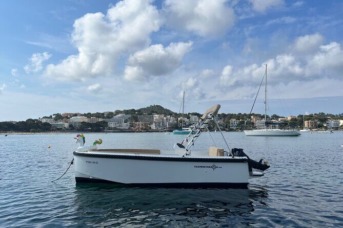 License free boat rental around the coast of santa ponsa - Why This Boat Rental Stands Out