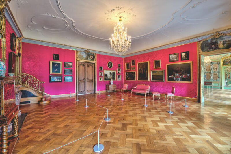 Lichtenwalde Castle: Guided tour - Who Is This Tour Best For?