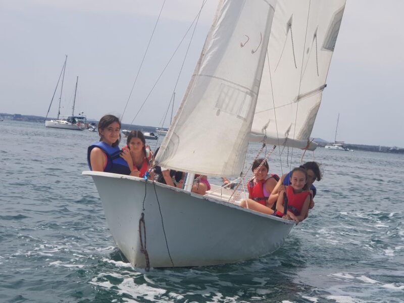 Light sailing experience with instructor - Who Will Love This Experience?