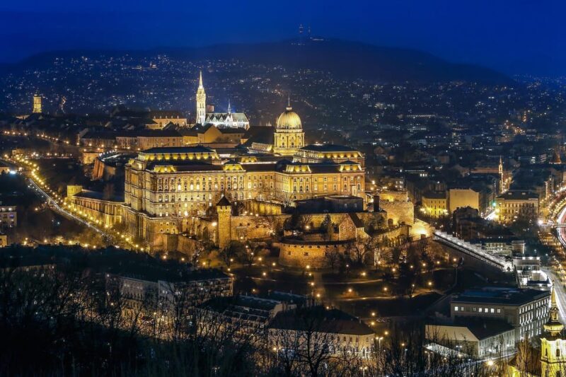 Light up Budapest: Private 2-hour night tour by luxury car - Key Points