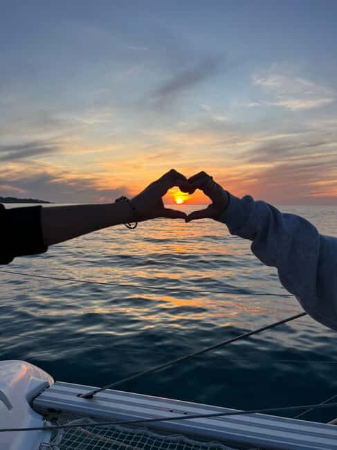 L'Ile-Rousse, Corsica: Gourmet catamaran excursion at sunset - Key Points