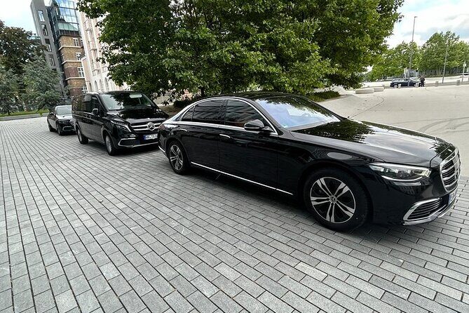 Limousine Transport Service Munich Airport - What the Service Includes and How It Works